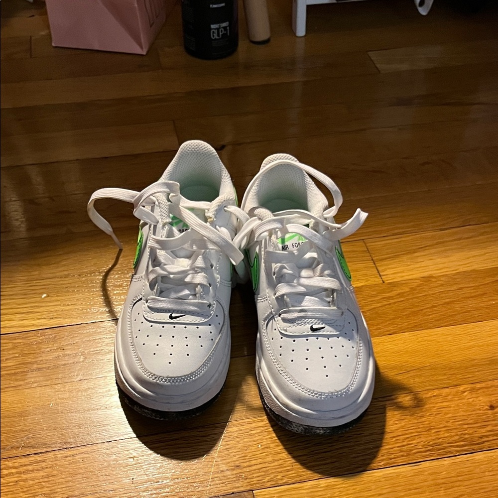 Nike Kids White and Neon Green Sneakers